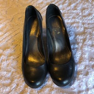 Kenneth Cole Reaction Did U Tell Leather Wedge